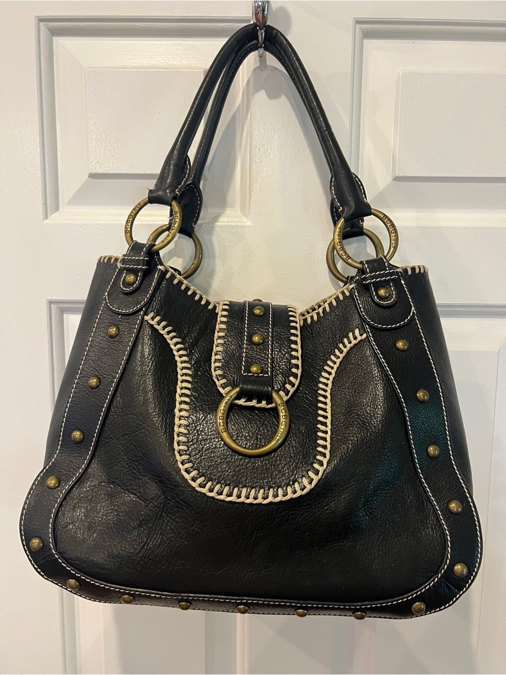 Vintage BCBG Girls Black Leather Handbag with Contrast Stitching and Ring Detail - Picture 9 of 9